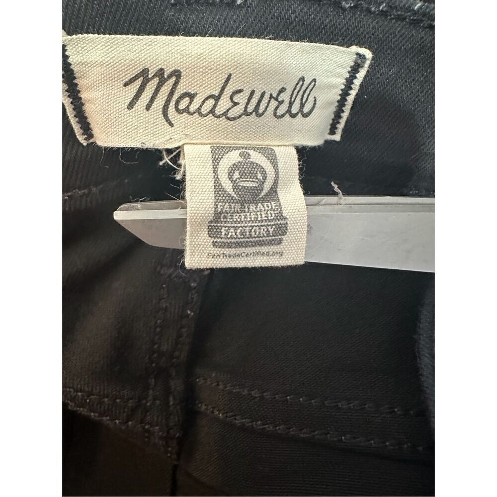 Madewell women’s 9” midrise black skinny jeans size 26T.  #28-1803 - Picture 2 of 5